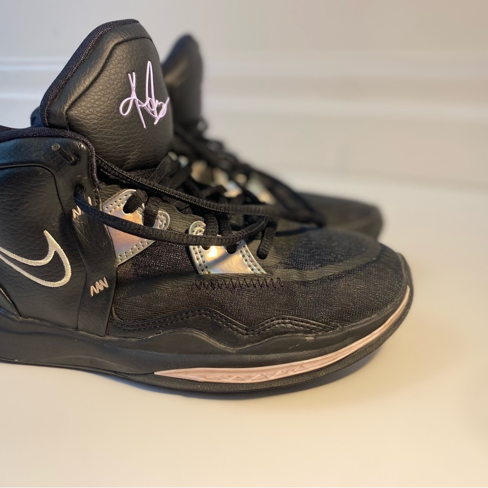 Nike kyrie infinity black metallic silver- used